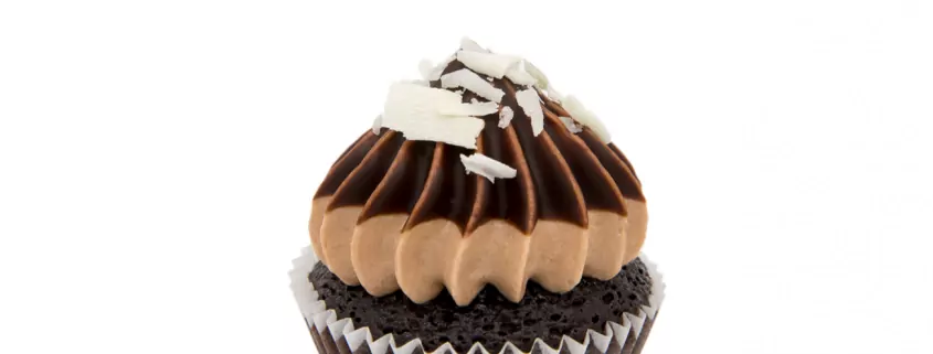 Schoko Cupcake & Schoko Creme mit Schoko Haube Berlin Cupcakes