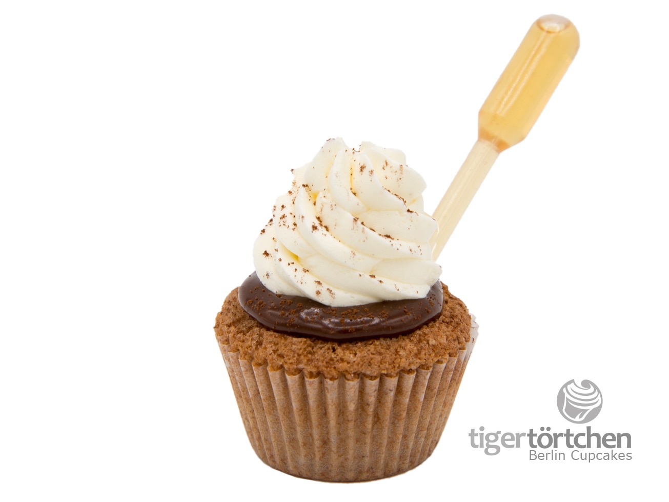 Schoko-Nuss Cupcake & sahnigem Creme Topping mit Rum Infusion tigertörtchen Berlin Cupcakes