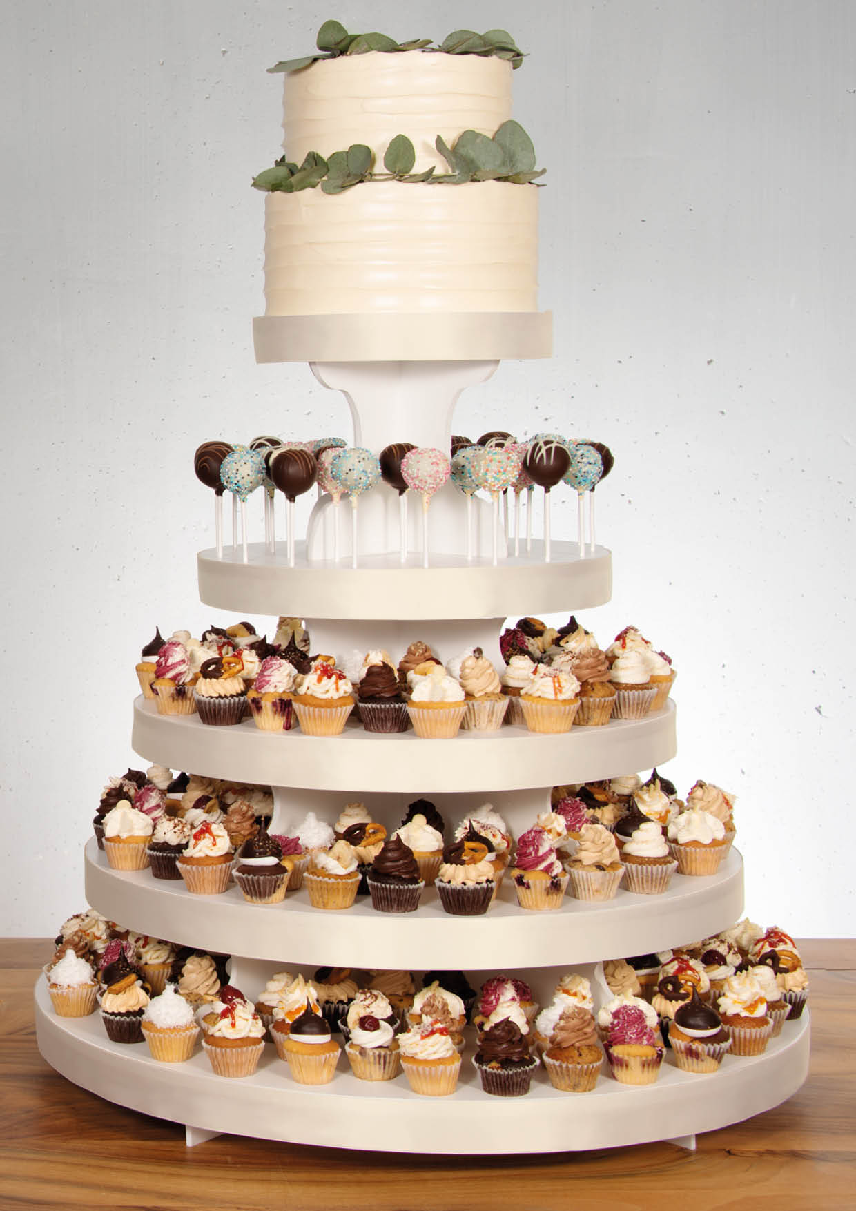Hochzeit Berlin Etagere Torte Hochzeitstorte Cupcakes Tower