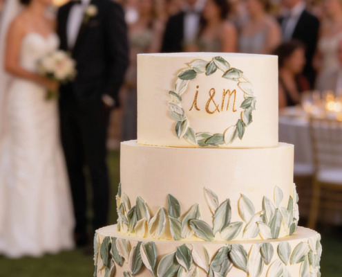 Hochzeit in Berlin: Hochzeitstorte Anschnitt-Torte, Konditorei mit veganer und glutenfreier Auswahl.