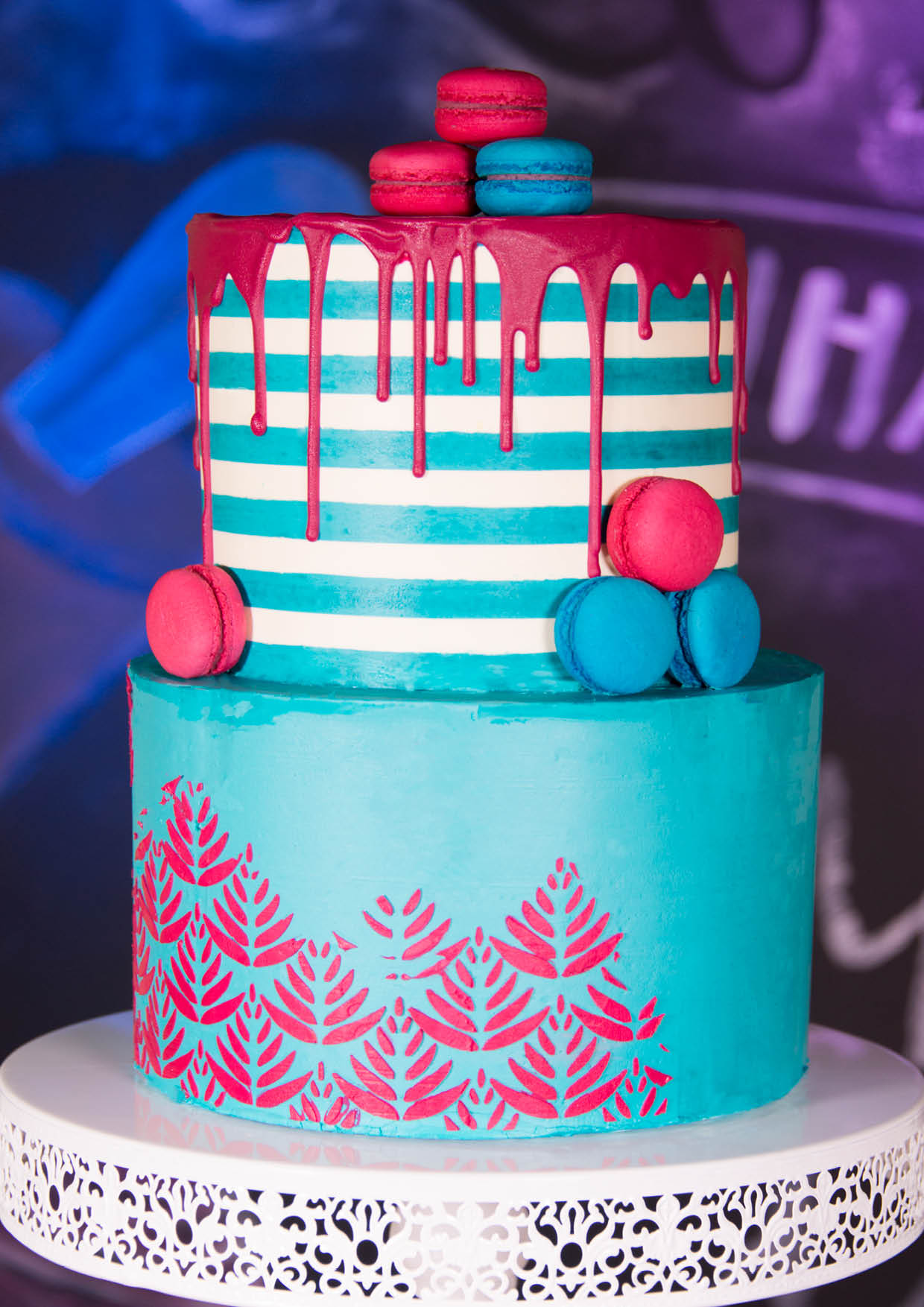 Hochzeit in Berlin: Hochzeitstorte Anschnitt-Torte, Konditorei mit veganer Auswahl.